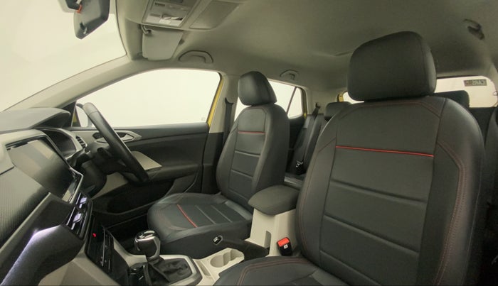 2021 Volkswagen TAIGUN HIGHLINE 1.0 TSI AT, Petrol, Automatic, 28,153 km, Right Side Front Door Cabin