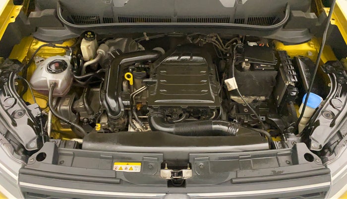 2021 Volkswagen TAIGUN HIGHLINE 1.0 TSI AT, Petrol, Automatic, 28,153 km, Open Bonet