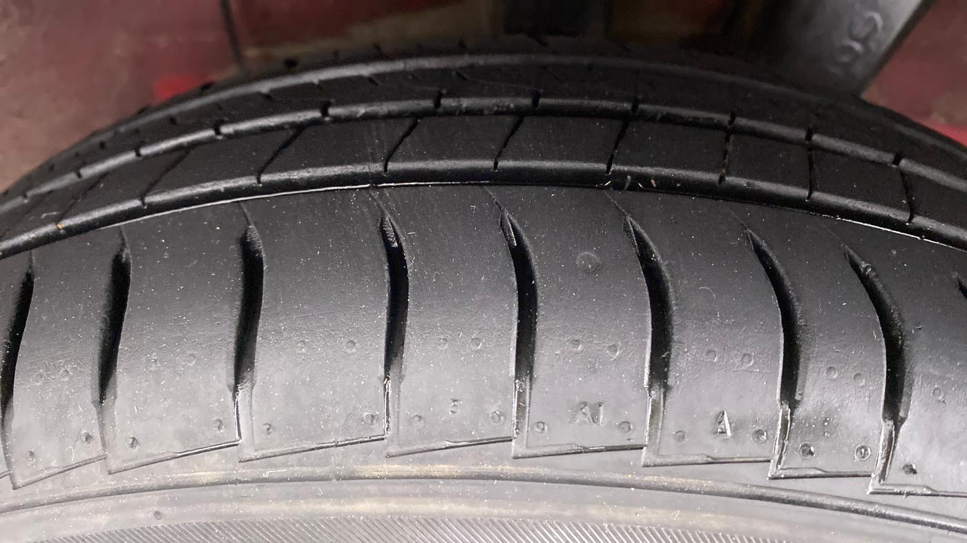 2020 Hyundai GRAND I10 NIOS MAGNA 1.2 AT, Petrol, Automatic, 18,342 km, Left Rear Tyre Tread