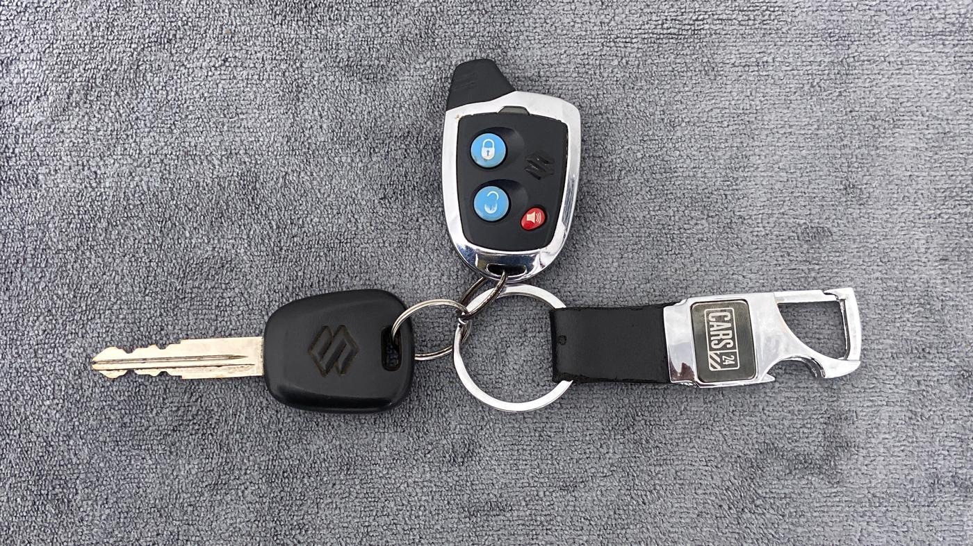 2019 Maruti Alto 800 LXI, Petrol, Manual, 10,422 km, Key Close Up