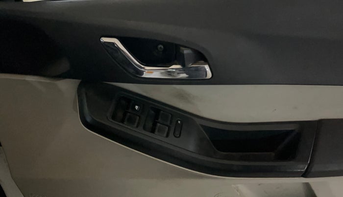 2022 Tata Tiago XZ PLUS PETROL, Petrol, Manual, 83,247 km, Driver Side Door Panels Control