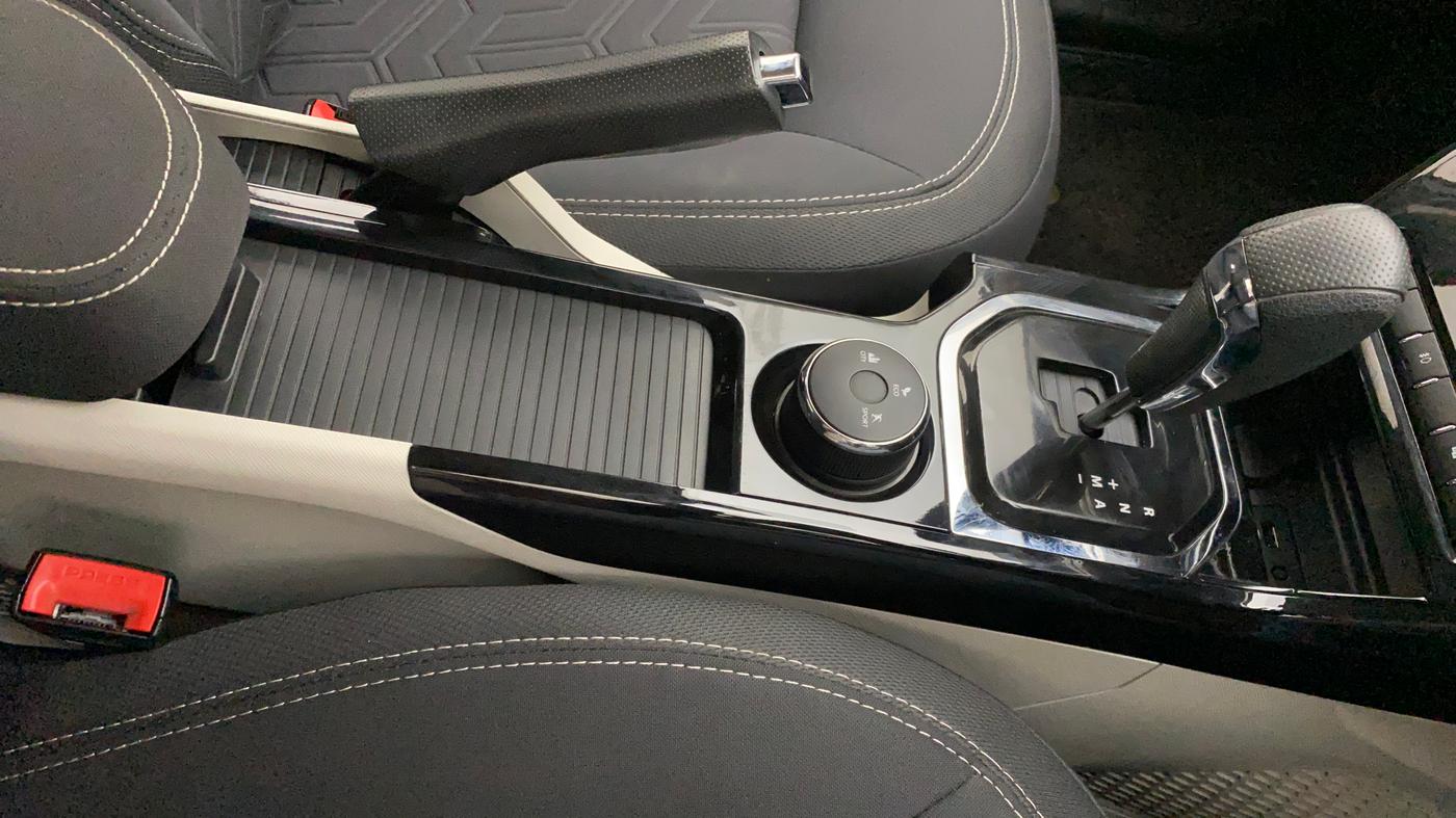 2022 Tata NEXON XZA PLUS PETROL, Petrol, Automatic, 31,940 km, Gear Lever