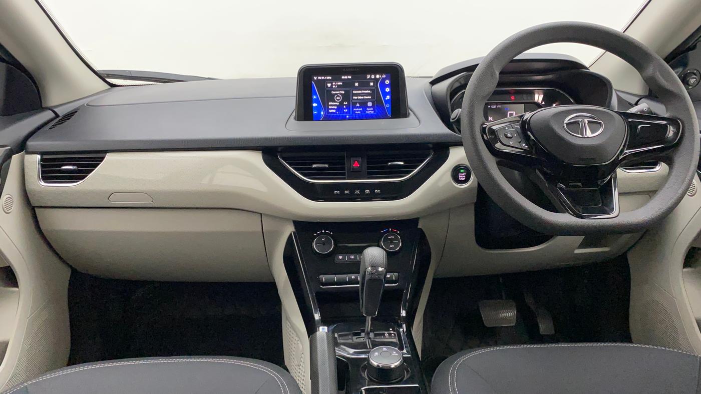 2022 Tata NEXON XZA PLUS PETROL, Petrol, Automatic, 31,940 km, Dashboard