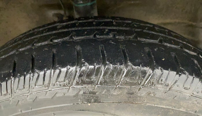 2017 Maruti Wagon R 1.0 LXI CNG, CNG, Manual, 55,367 km, Right Front Tyre Tread