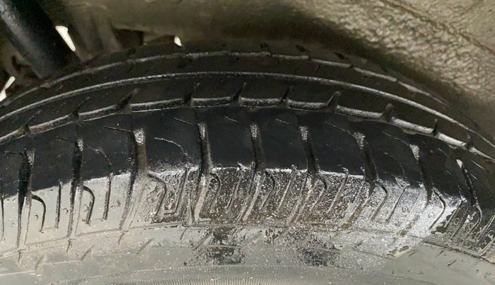 2017 Maruti Wagon R 1.0 LXI CNG, CNG, Manual, 55,367 km, Right Rear Tyre Tread