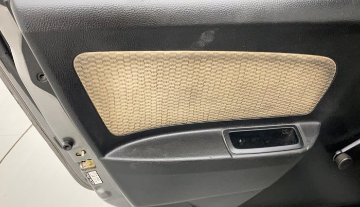 2017 Maruti Wagon R 1.0 LXI CNG, CNG, Manual, 55,367 km, Rear left door - Trim has minor damage