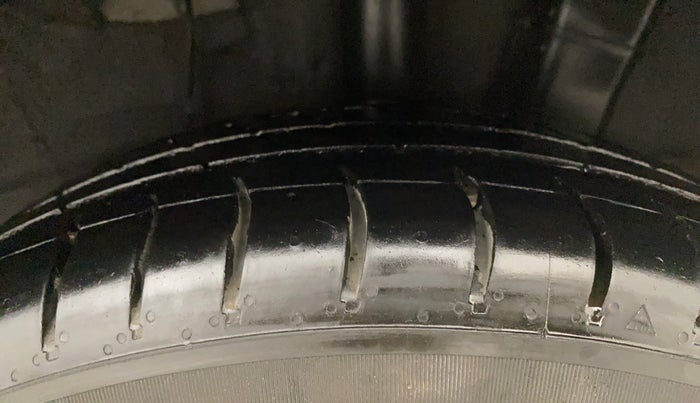 2019 Hyundai Grand i10 SPORTZ 1.2 KAPPA VTVT, Petrol, Manual, 71,622 km, Left Rear Tyre Tread