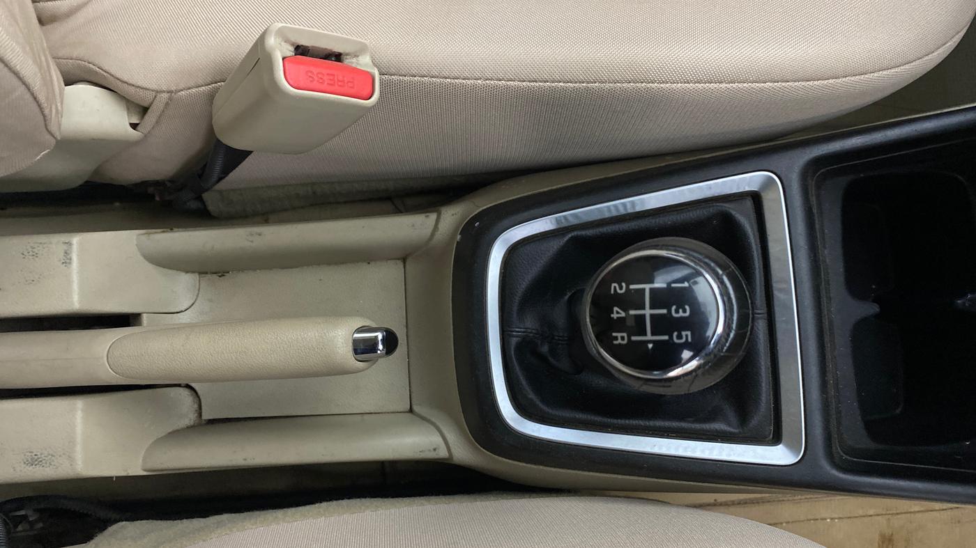 2019 Maruti Dzire VXI, Petrol, Manual, 77,247 km, Gear Lever