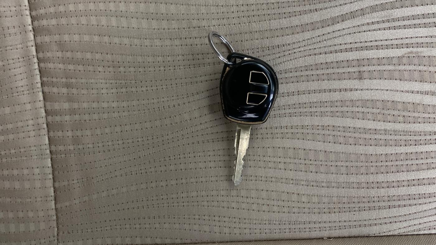 2019 Maruti Dzire VXI, Petrol, Manual, 77,247 km, Key Close Up