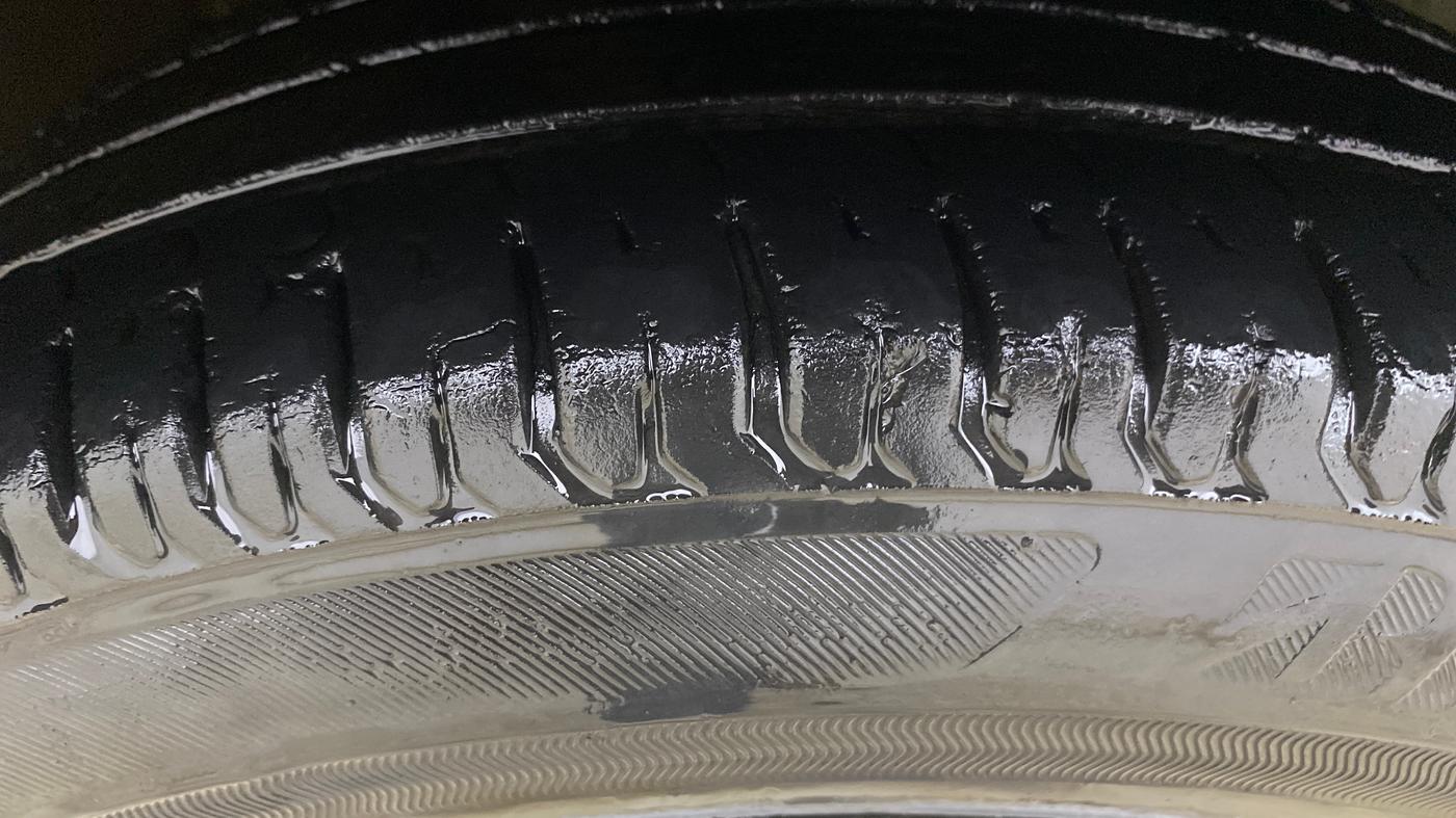 2019 Maruti Dzire VXI, Petrol, Manual, 77,247 km, Right Front Tyre Tread