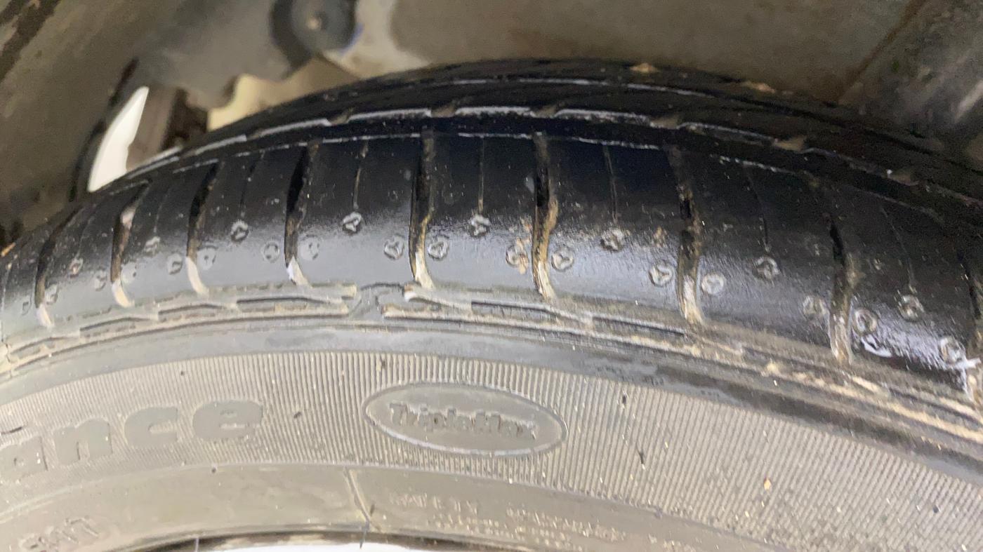 2024 Hyundai AURA SX 1.2 (O), Petrol, Manual, 9,239 km, Right Rear Tyre Tread
