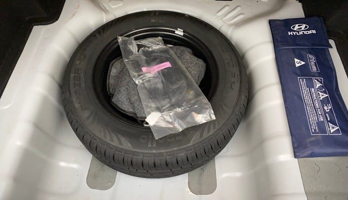 2024 Hyundai AURA SX 1.2 (O), Petrol, Manual, 9,239 km, Spare Tyre