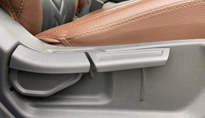 2024 Hyundai AURA SX 1.2 (O), Petrol, Manual, 9,239 km, Driver Side Adjustment Panel