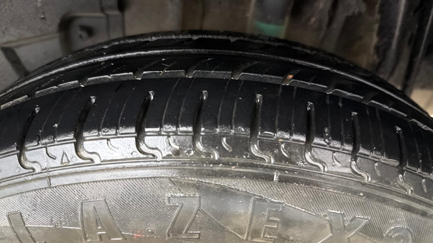 2022 Tata TIGOR XZ PLUS CNG, CNG, Manual, 49,342 km, Left Rear Tyre Tread