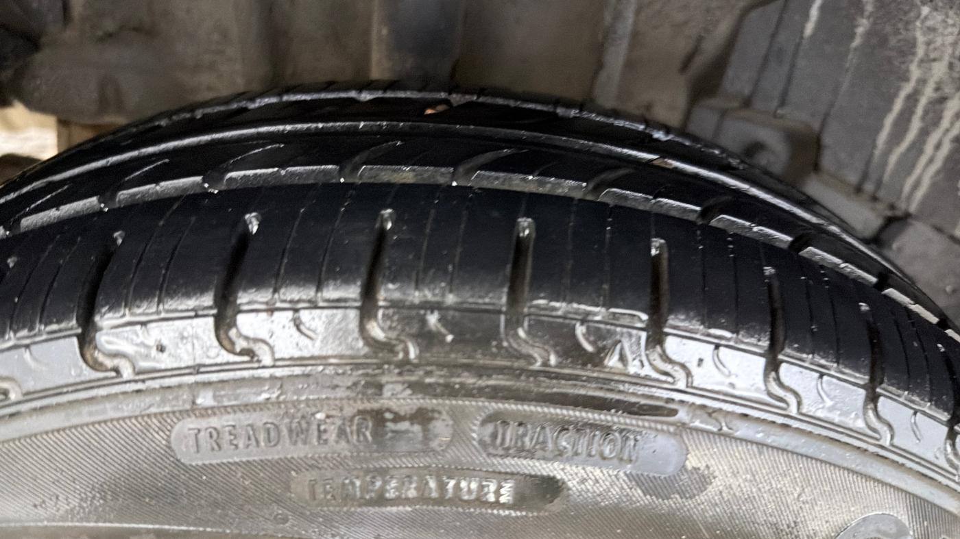 2022 Tata TIGOR XZ PLUS CNG, CNG, Manual, 49,342 km, Right Rear Tyre Tread