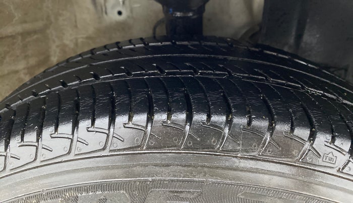 2020 Maruti New Wagon-R VXI 1.0, Petrol, Manual, 21,533 km, Right Front Tyre Tread