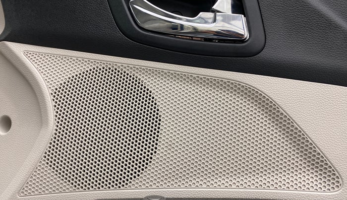 2019 Mahindra XUV300 W8 (O) 1.2 PETROL, Petrol, Manual, 53,609 km, Speaker