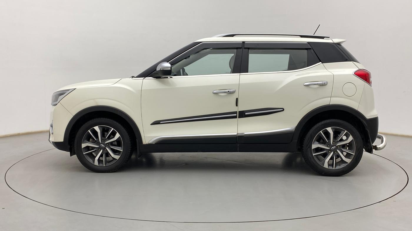 2019 Mahindra XUV300 W8 (O) 1.2 PETROL, Petrol, Manual, 53,609 km, Left Side