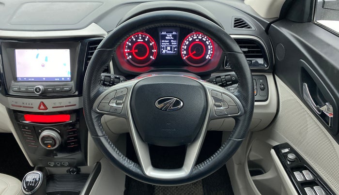 2019 Mahindra XUV300 W8 (O) 1.2 PETROL, Petrol, Manual, 53,609 km, Steering Wheel Close Up
