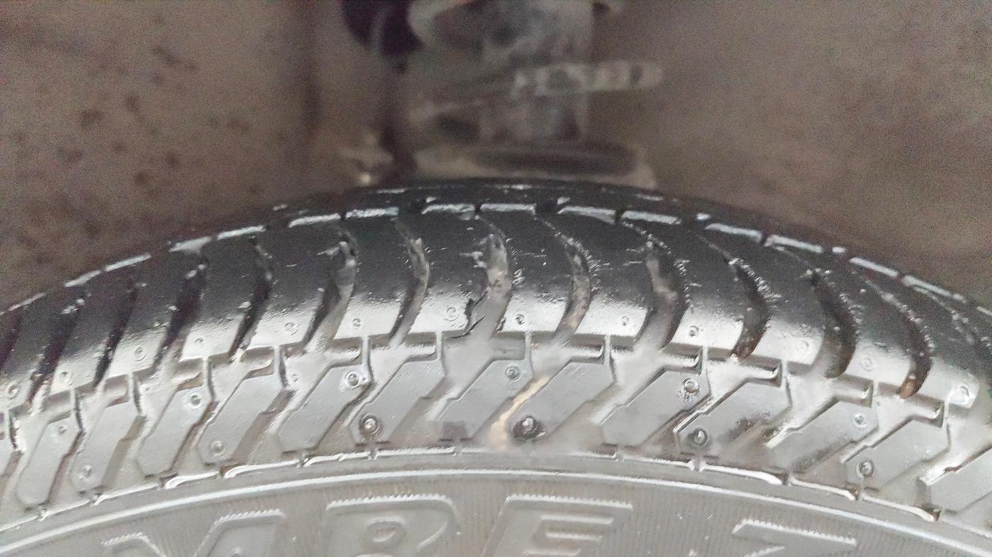 2018 Maruti Alto K10 VXI (O) AMT, Petrol, Automatic, 19,500 km, Right Front Tyre Tread