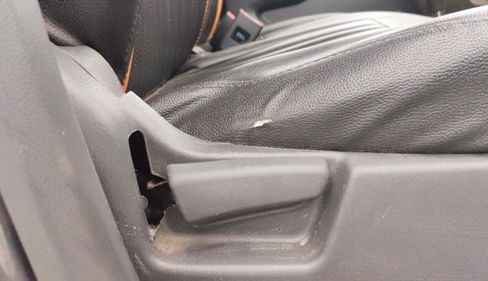 2018 Maruti Alto K10 VXI (O) AMT, Petrol, Automatic, 19,500 km, Driver Side Adjustment Panel