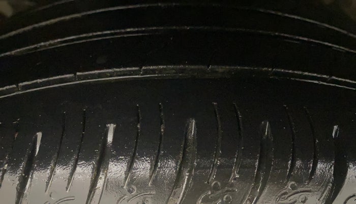 2021 Hyundai VENUE SX 1.0 TURBO IMT, Petrol, Manual, 39,844 km, Right Rear Tyre Tread