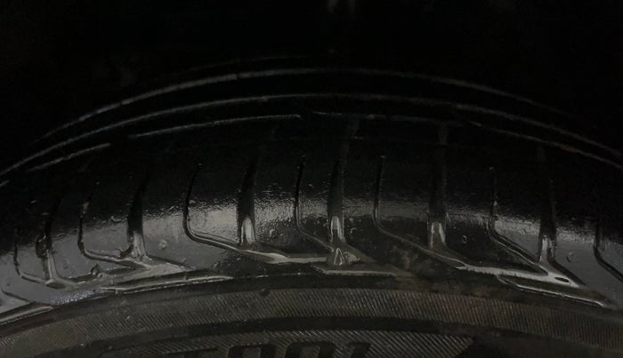 2022 Tata NEXON XM PETROL, Petrol, Manual, 27,608 km, Left Front Tyre Tread