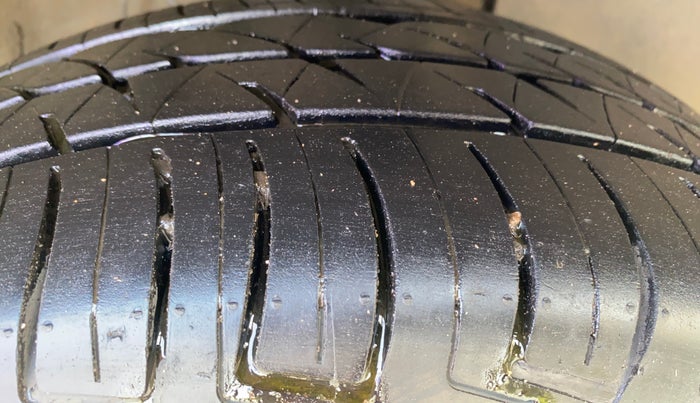 2019 Hyundai VENUE SX PLUS 1.0 TURBO DCT, Petrol, Automatic, 60,567 km, Right Front Tyre Tread