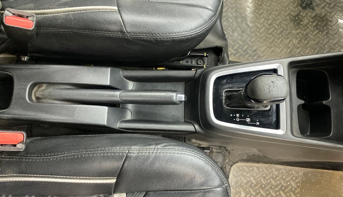 2018 Maruti Swift VDI AMT, Diesel, Automatic, 79,052 km, Gear Lever