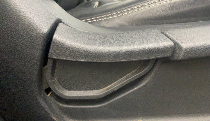 2021 Hyundai VENUE S 1.0 TURBO IMT, Petrol, Manual, 35,525 km, Driver Side Adjustment Panel