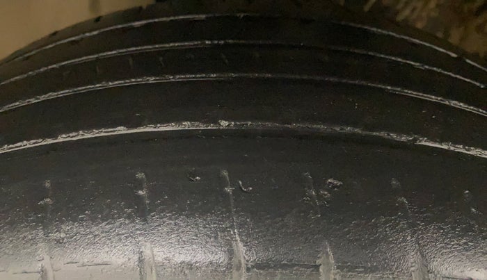 2021 Hyundai VENUE S 1.0 TURBO IMT, Petrol, Manual, 35,525 km, Left Front Tyre Tread