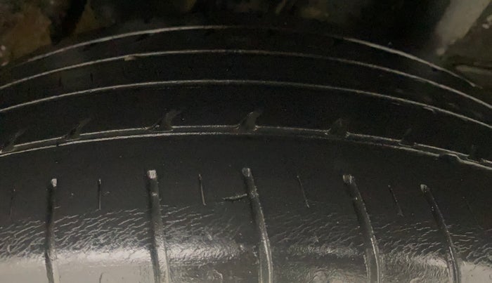 2021 Hyundai VENUE S 1.0 TURBO IMT, Petrol, Manual, 35,525 km, Left Rear Tyre Tread