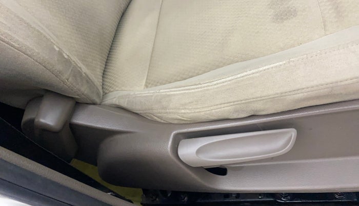 2012 Skoda Rapid ELEGANCE 1.6 TDI CR MT, Diesel, Manual, 99,273 km, Driver Side Adjustment Panel