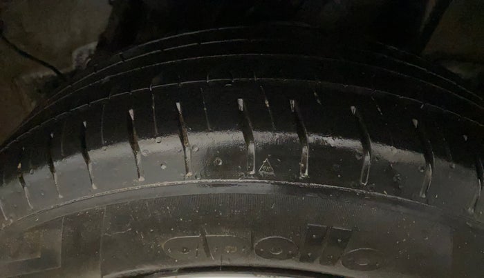 2021 Hyundai VENUE S 1.0 TURBO IMT, Petrol, Manual, 72,545 km, Left Rear Tyre Tread