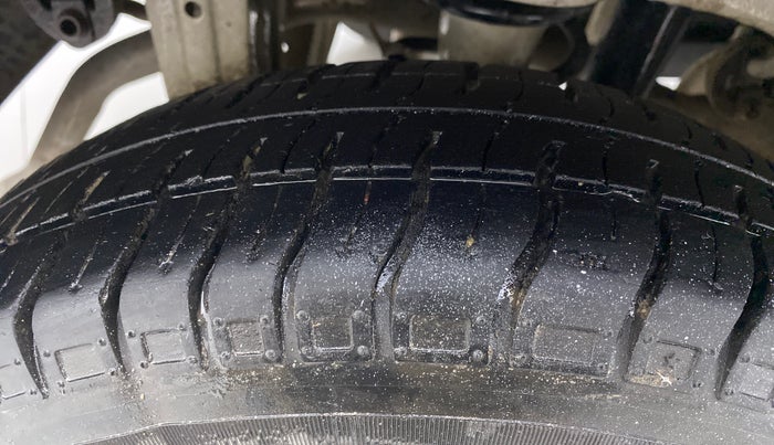 2017 Maruti Alto 800 LXI, Petrol, Manual, 36,597 km, Right Rear Tyre Tread