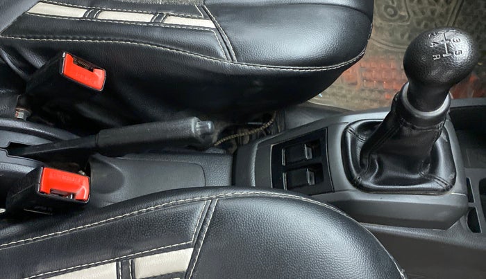 2017 Maruti Alto 800 LXI, Petrol, Manual, 36,597 km, Gear Lever