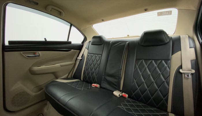 2015 Maruti Ciaz ZXI AT, Petrol, Automatic, 65,815 km, Right Side Rear Door Cabin