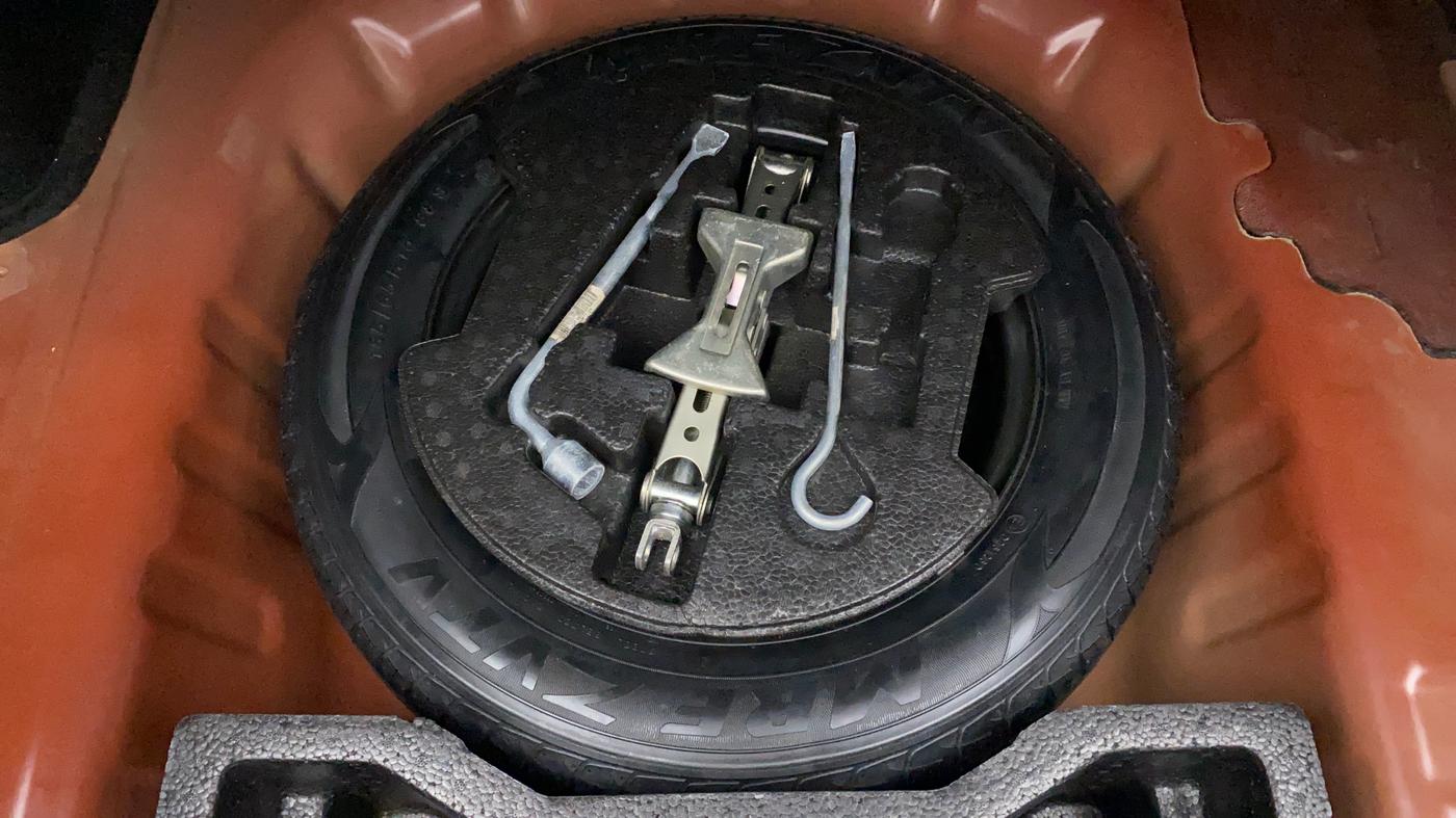 2015 Maruti Ciaz ZXI AT, Petrol, Automatic, 65,815 km, Spare Tyre