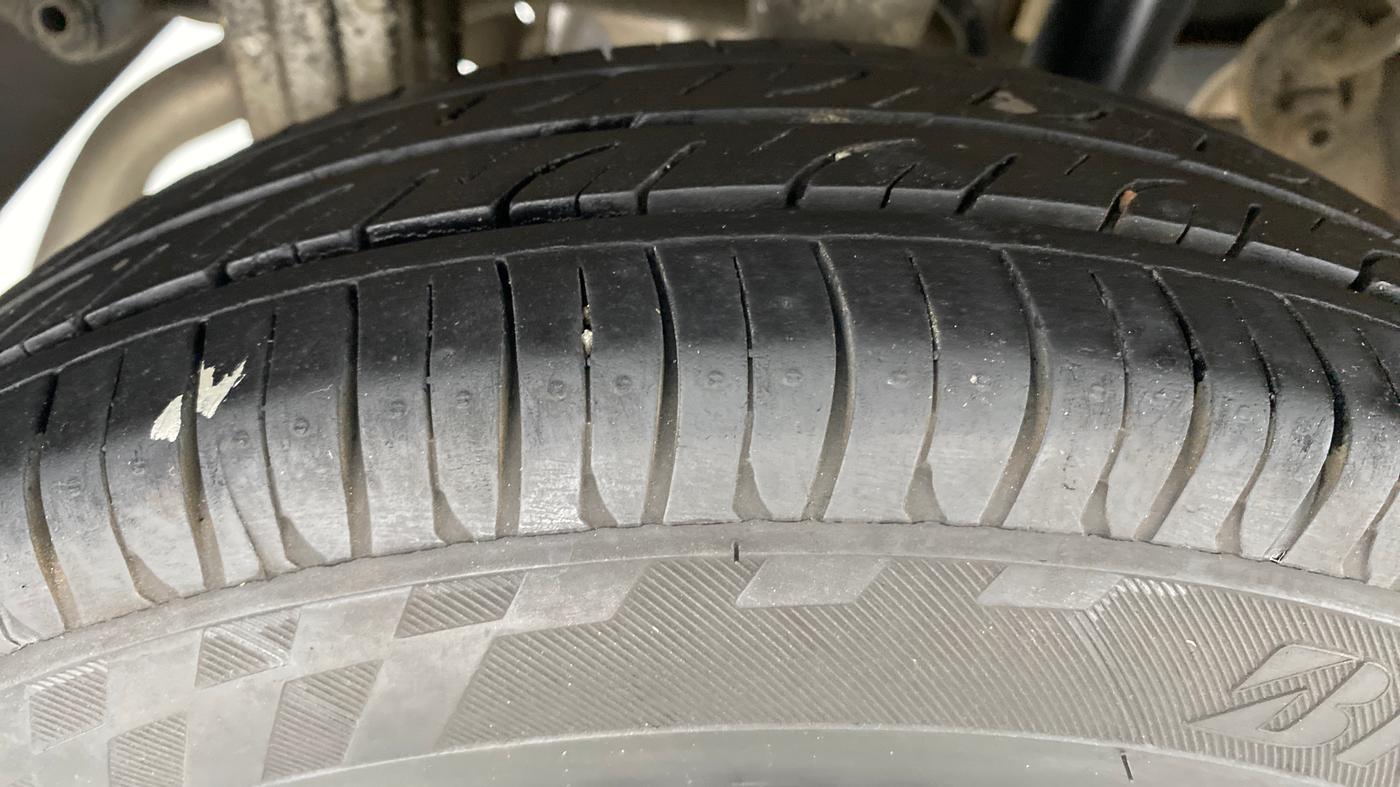 2019 Maruti Alto 800 LXI, Petrol, Manual, 61,527 km, Right Rear Tyre Tread