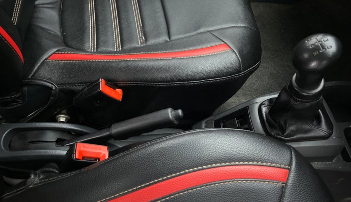 2019 Maruti Alto 800 LXI, Petrol, Manual, 61,527 km, Gear Lever