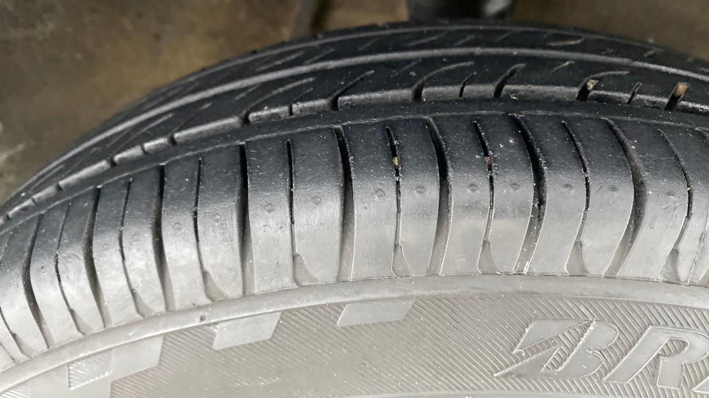2019 Maruti Alto 800 LXI, Petrol, Manual, 61,527 km, Right Front Tyre Tread