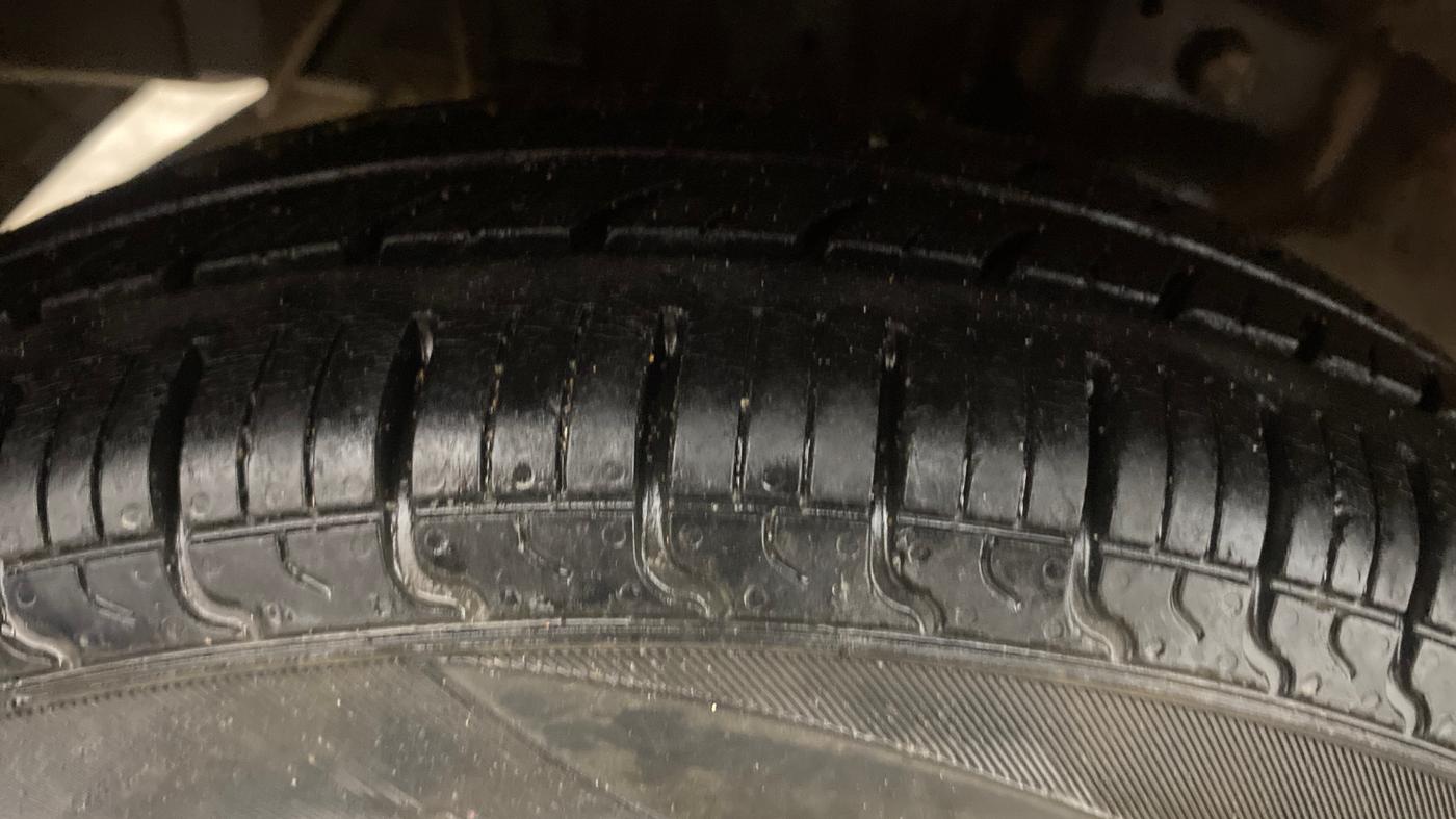 2017 Hyundai Eon D-LITE+, Petrol, Manual, 73,960 km, Right Rear Tyre Tread