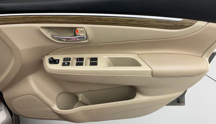2021 Maruti Ciaz ZETA 1.5 SHVS MT PETROL, Petrol, Manual, 32,694 km, Driver Side Door Panels Control