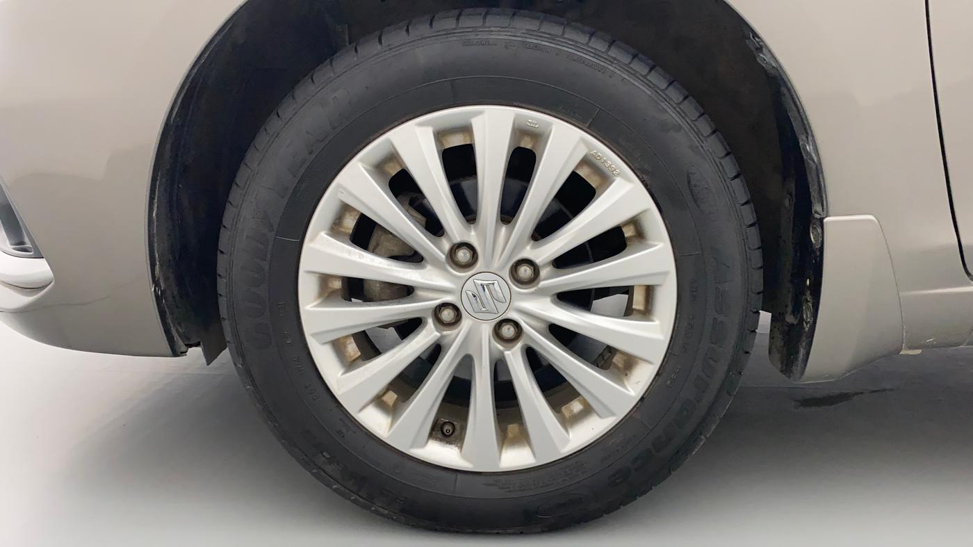 2021 Maruti Ciaz ZETA 1.5 SHVS MT PETROL, Petrol, Manual, 32,694 km, Left Front Wheel