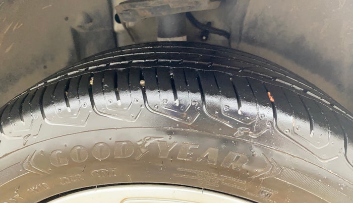 2022 Tata ALTROZ XT PETROL, Petrol, Manual, 10,104 km, Right Front Tyre Tread