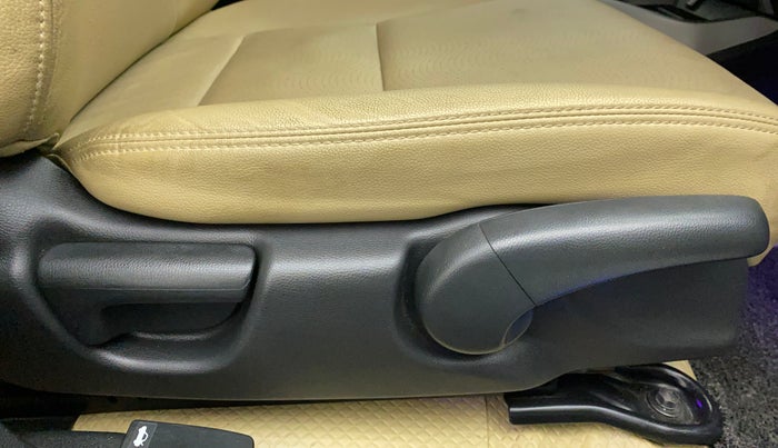 2019 Honda City 1.5L I-VTEC ZX CVT, Petrol, Automatic, 30,440 km, Driver Side Adjustment Panel