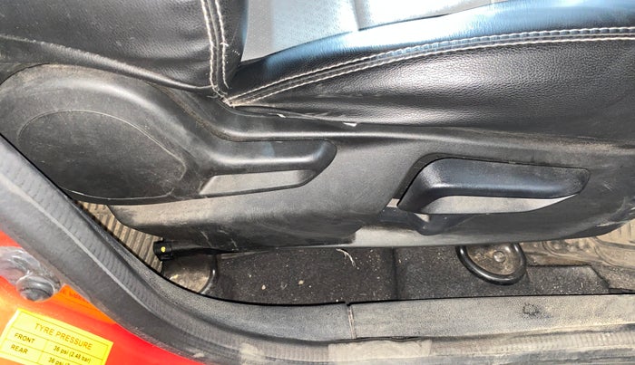 2021 Tata Tiago XZ PLUS PETROL, Petrol, Manual, 14,696 km, Driver Side Adjustment Panel