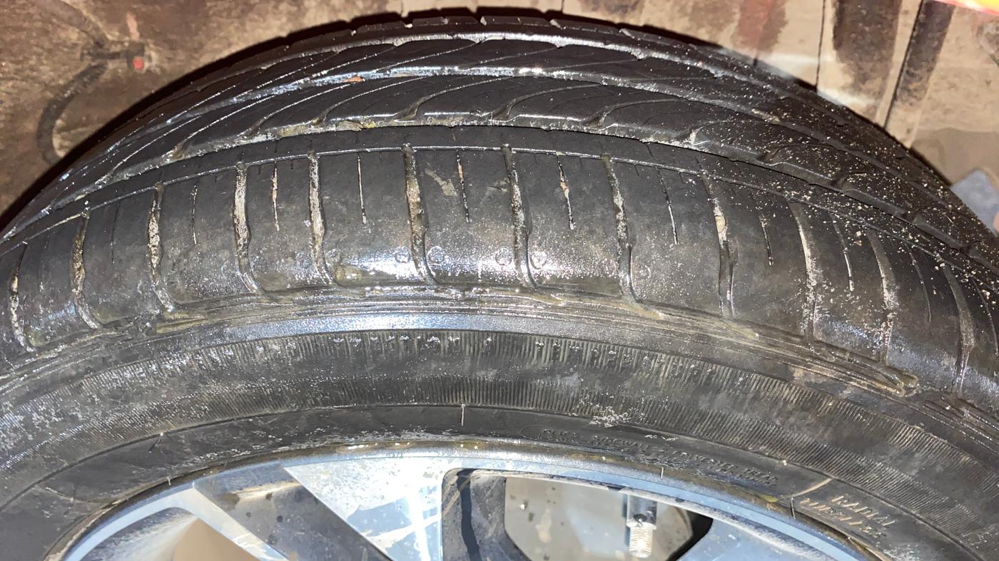 2021 Tata Tiago XZ PLUS PETROL, Petrol, Manual, 14,696 km, Left Rear Tyre Tread