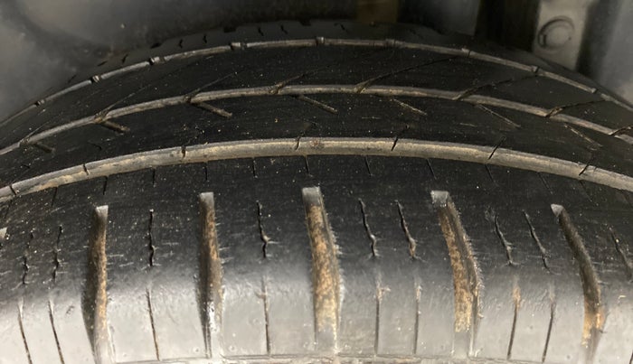 2012 Maruti Swift Dzire ZXI 1.2 BS IV, Petrol, Manual, 32,603 km, Left Rear Tyre Tread