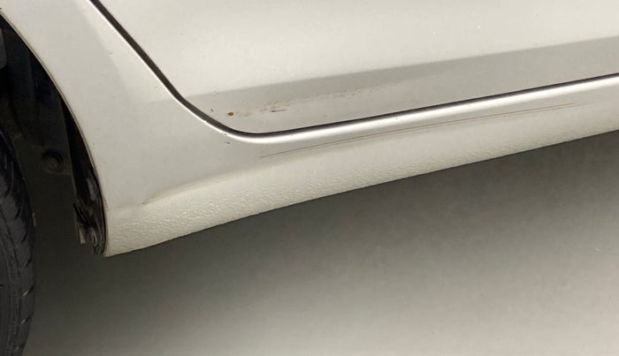 2012 Maruti Swift Dzire ZXI 1.2 BS IV, Petrol, Manual, 32,603 km, Right running board - Minor scratches